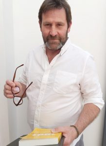 Oliver Newton Hypnotherapist